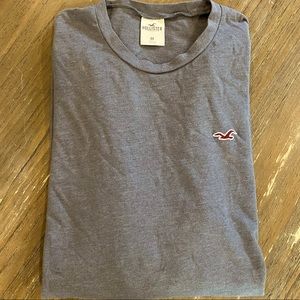 🚨2 for $20🚨Hollister Long sleeve Tshirt men’s M